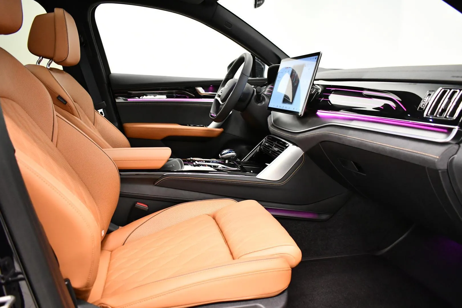 BYD TANG GRO-142 carousel image