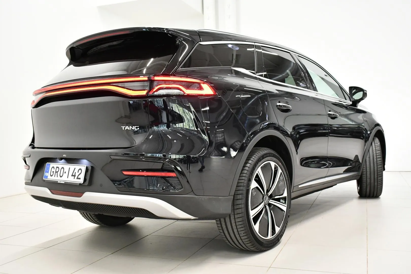 BYD TANG GRO-142 carousel image
