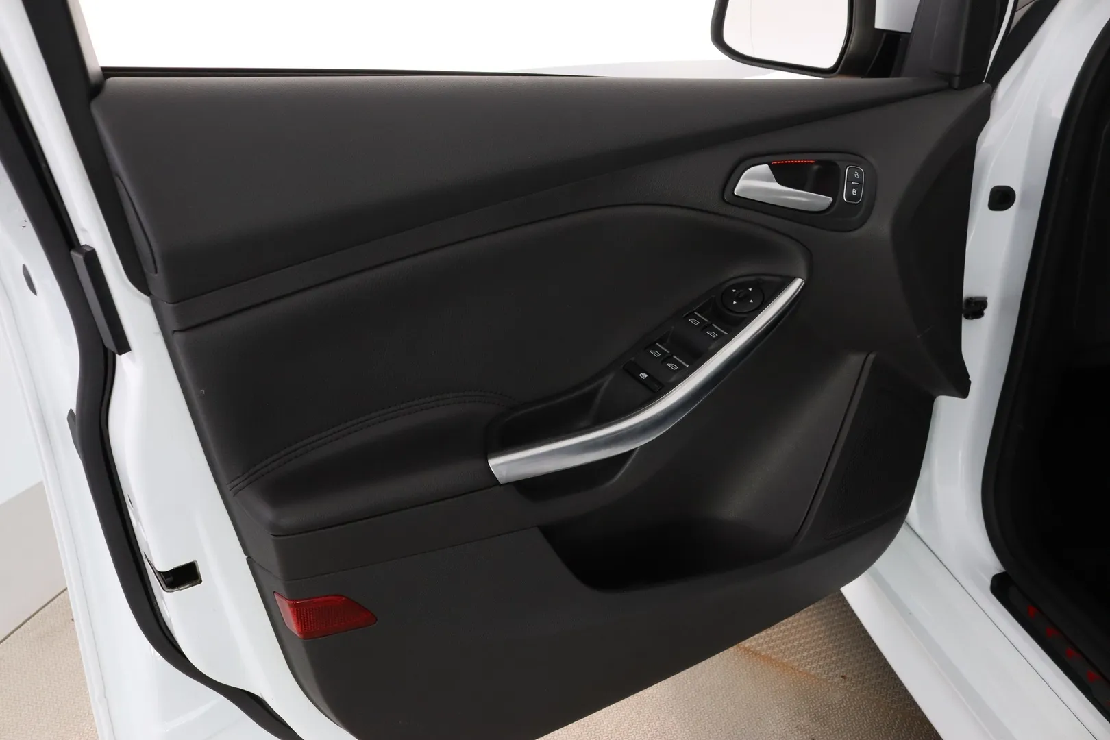 Ford Focus OVS-641 carousel image