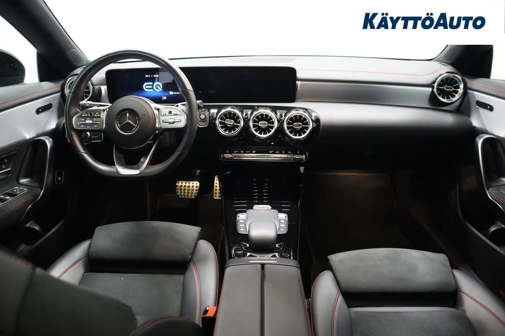 Mercedes-Benz CLA KUM-606 carousel image