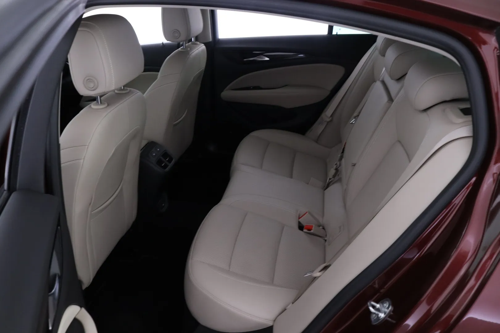 Opel Insignia FIA-726 carousel image