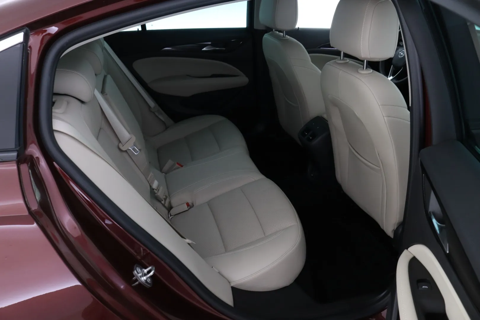 Opel Insignia FIA-726 carousel image