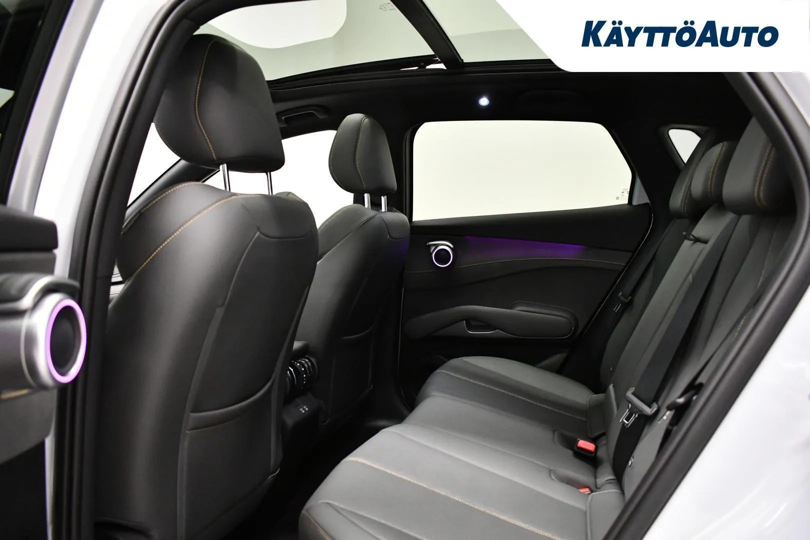 BYD ATTO 3 GRO-371 carousel image