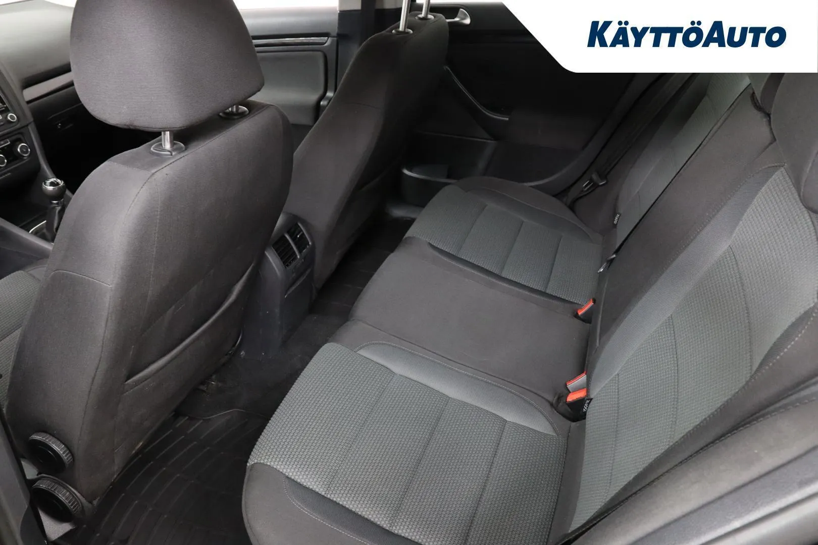 Volkswagen Golf YHO-856 carousel image