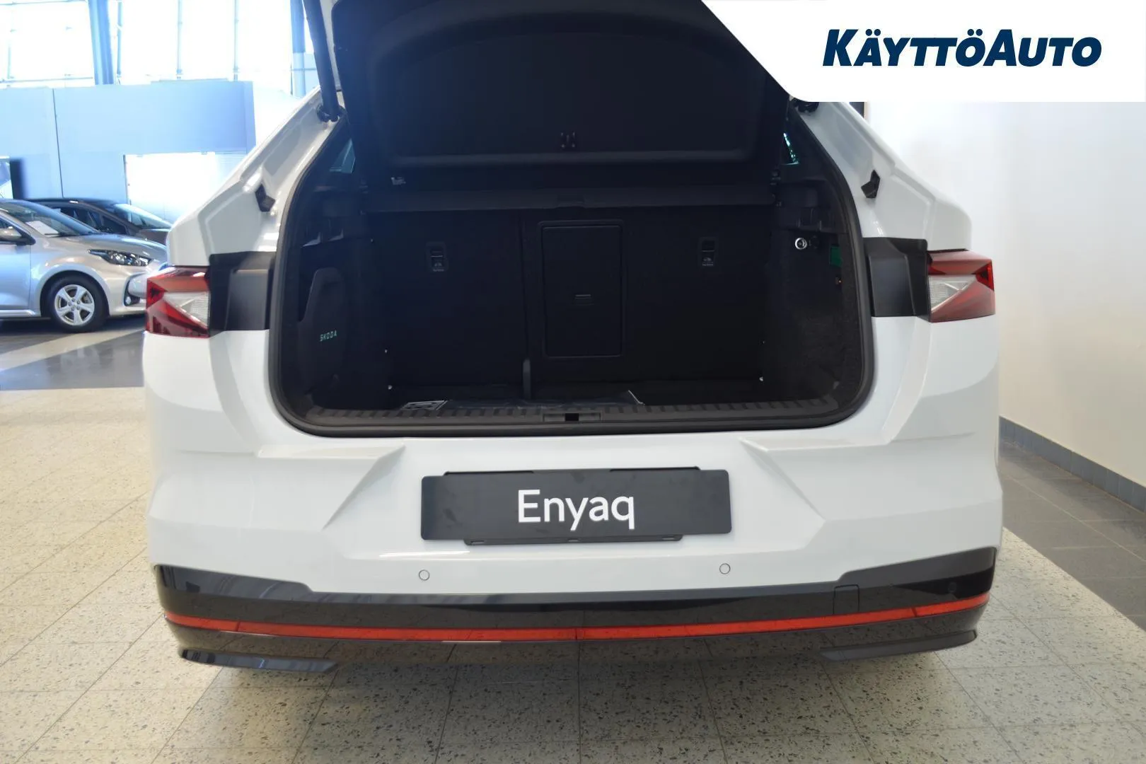 Skoda Enyaq ZRE-380 carousel image