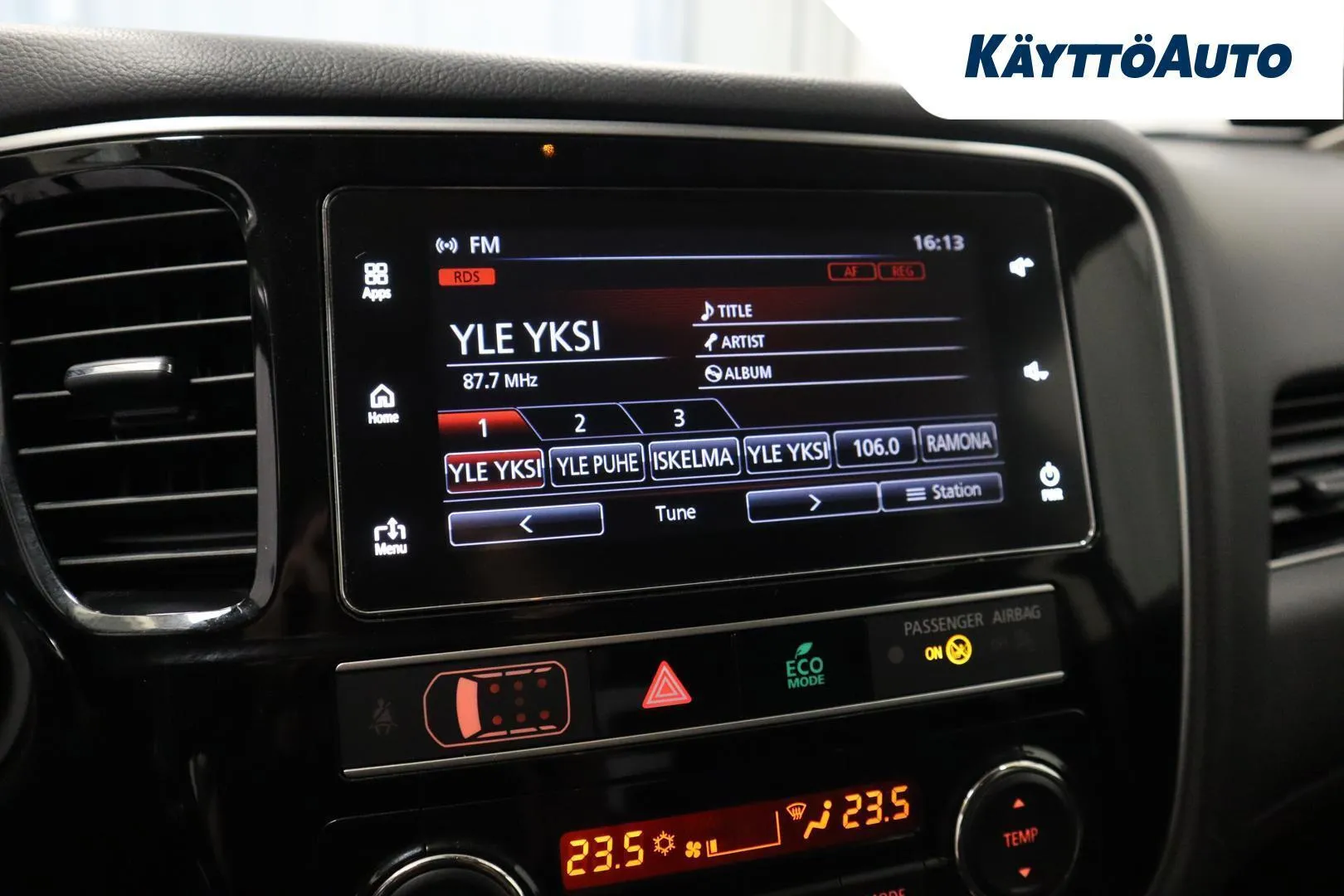 Mitsubishi Outlander PHEV KTL-761 carousel image