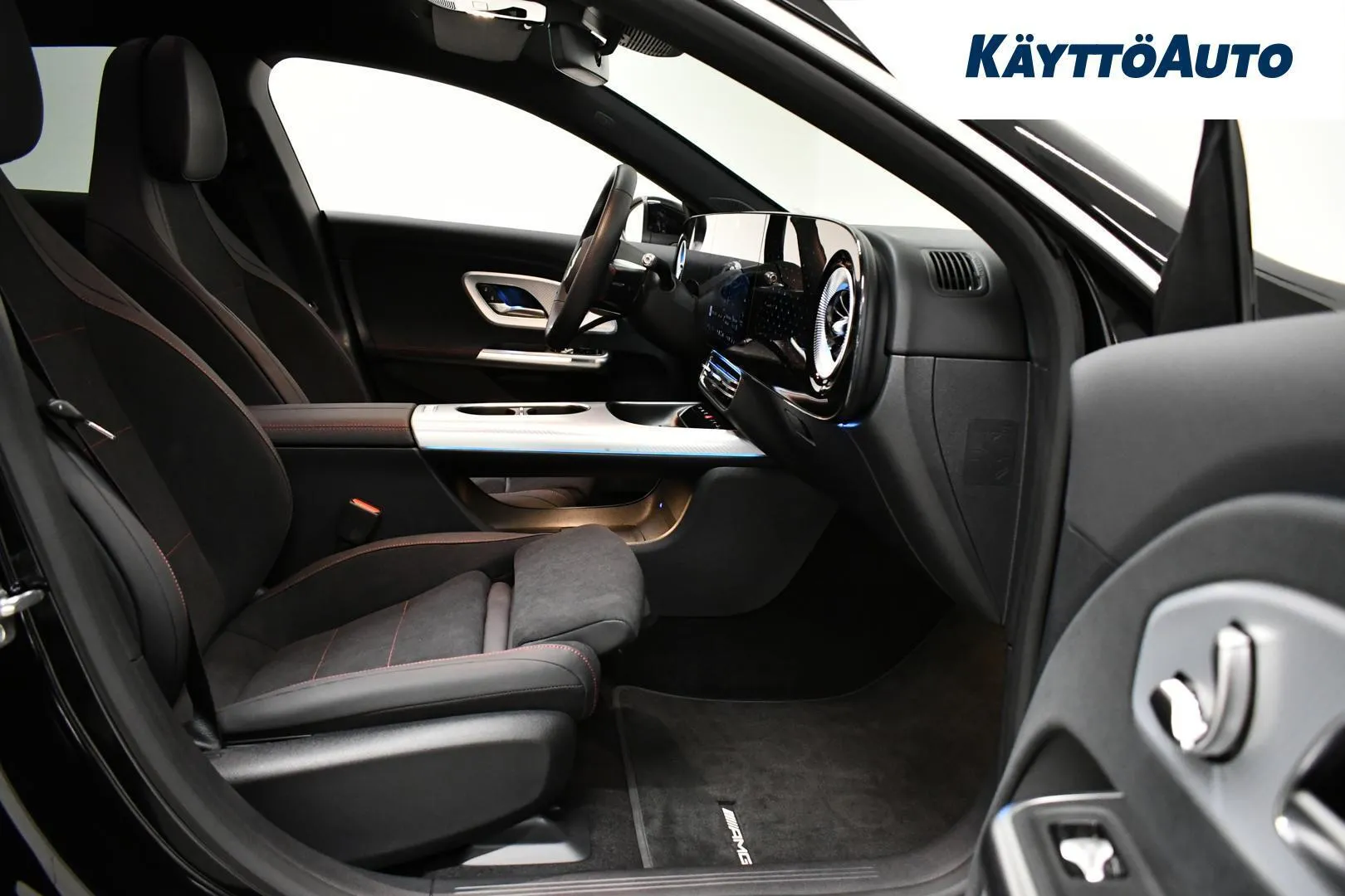 MERCEDES-BENZ CLA YMM-993 carousel image