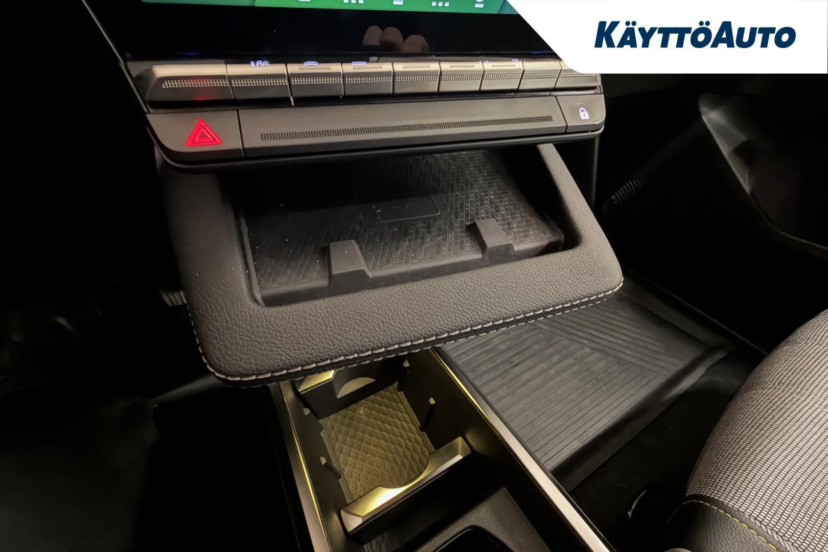 Renault Scenic SRM-526 carousel image
