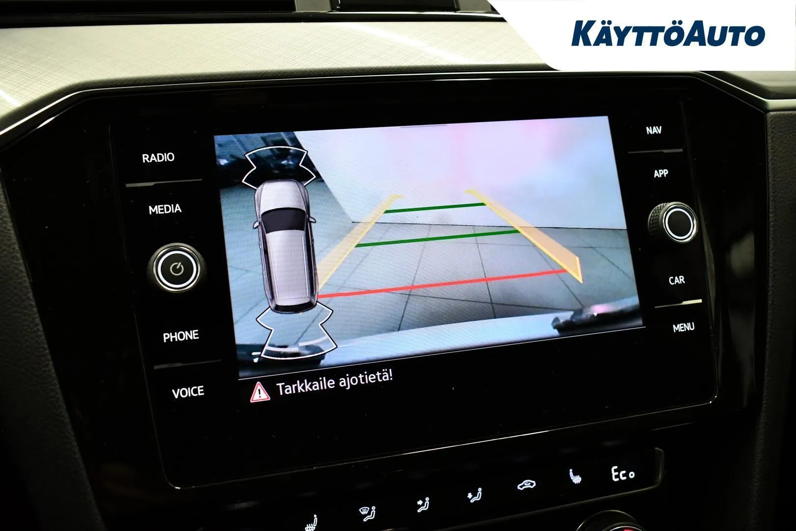 Volkswagen Passat ZOZ-798 carousel image
