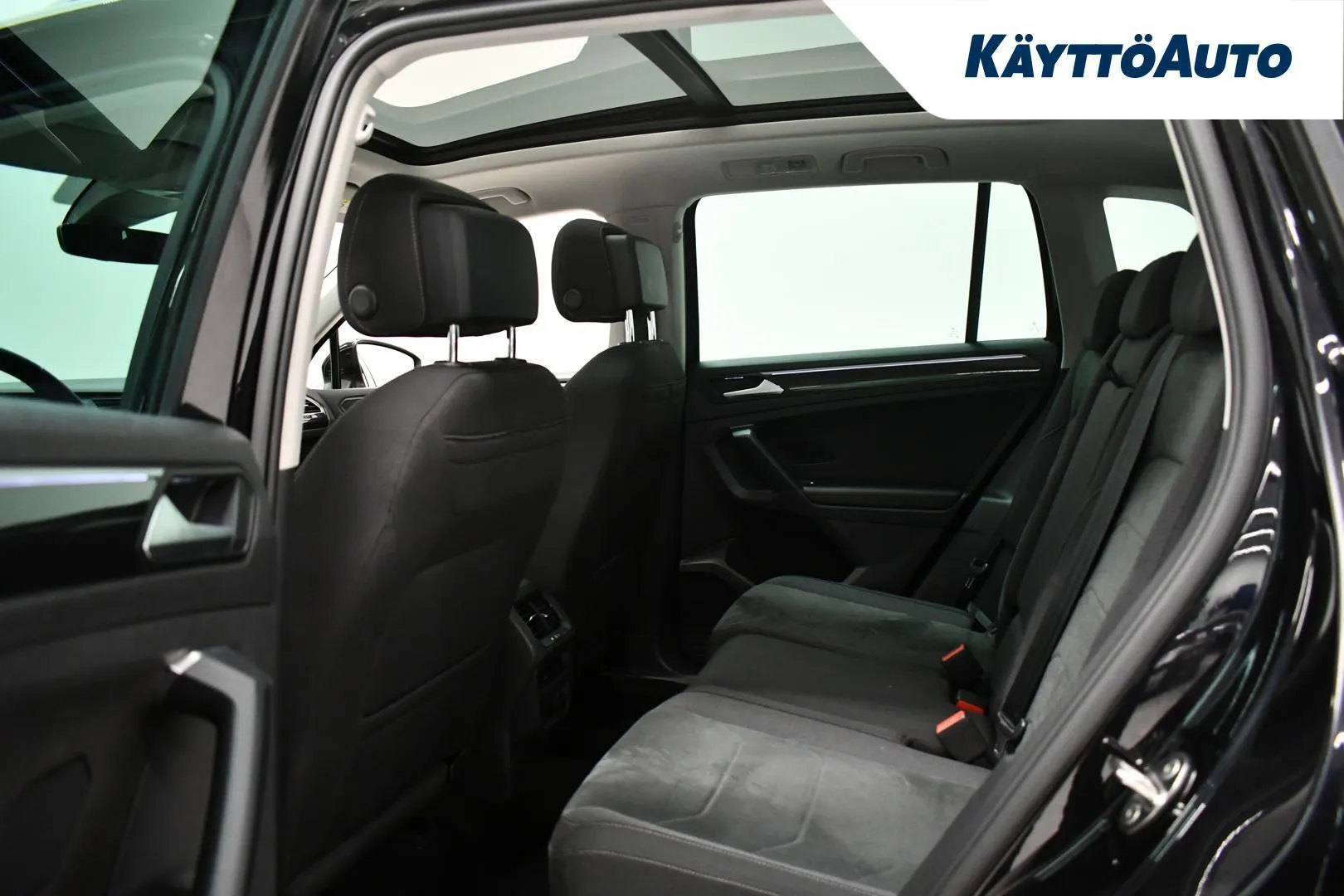Volkswagen Tiguan JME-255 carousel image