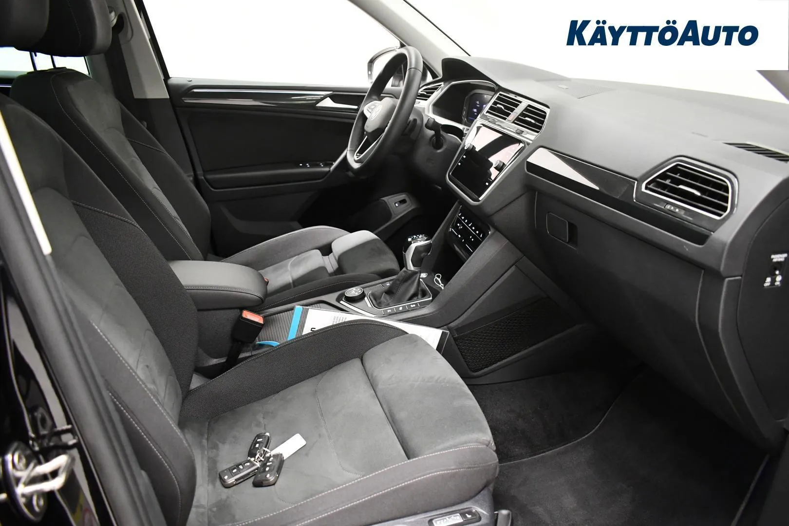 Volkswagen Tiguan JME-255 carousel image