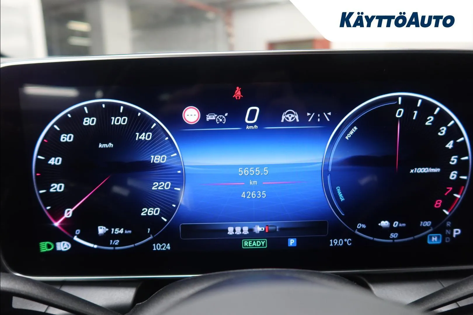 Mercedes-Benz GLC EUU-841 carousel image