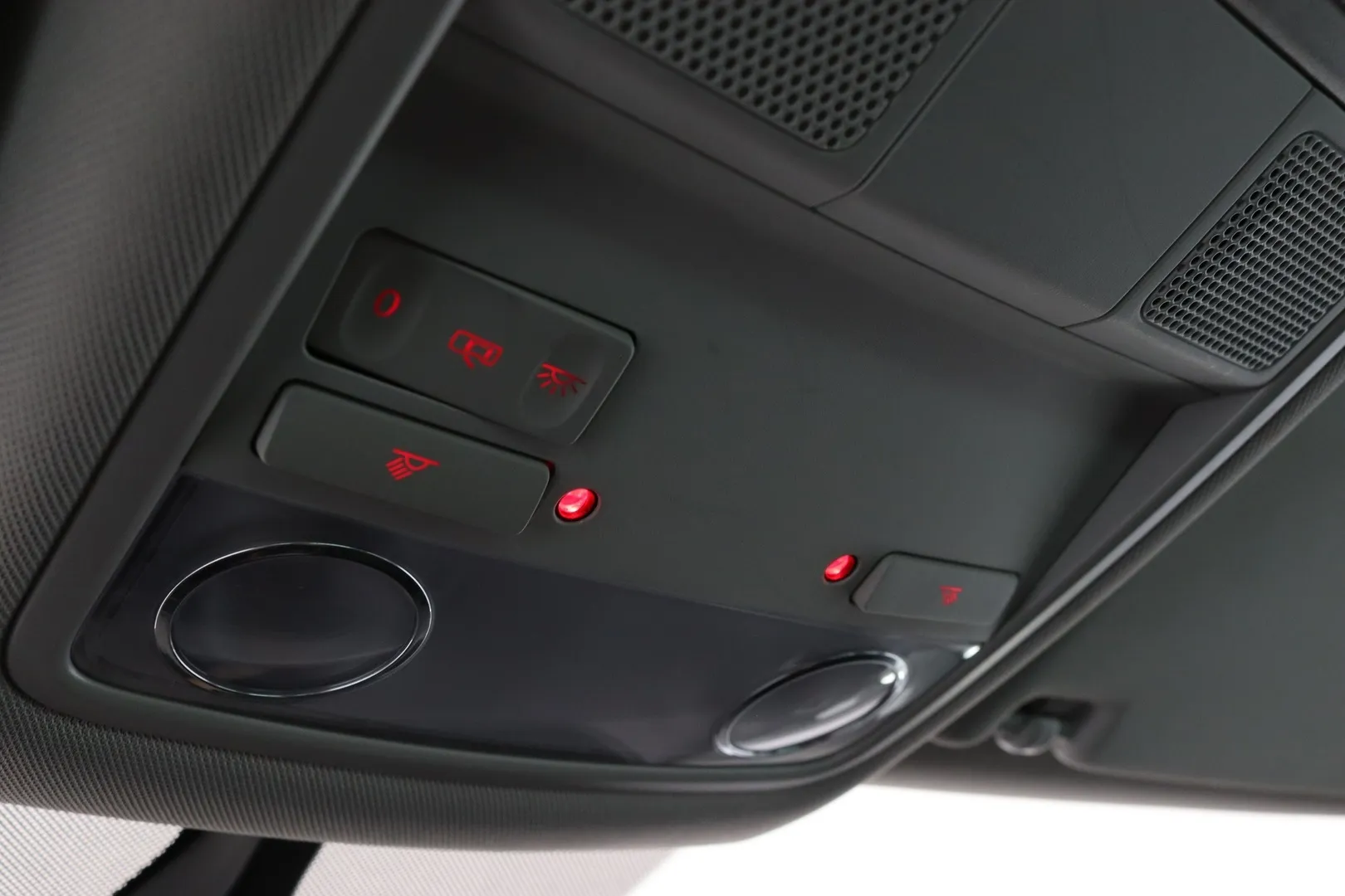 Seat Leon OVT-552 carousel image