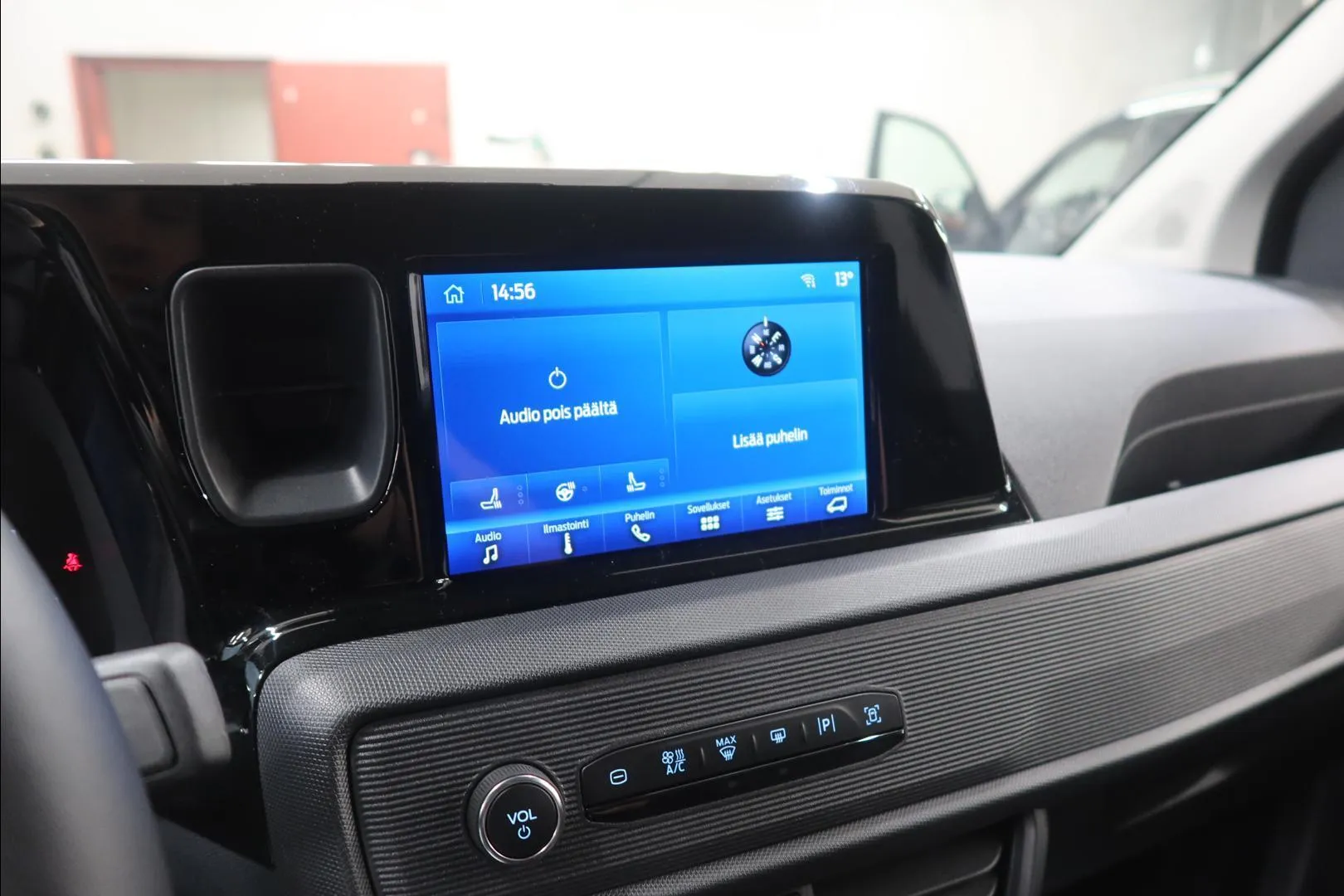 FORD TRANSIT COURIER NOM-533 carousel image