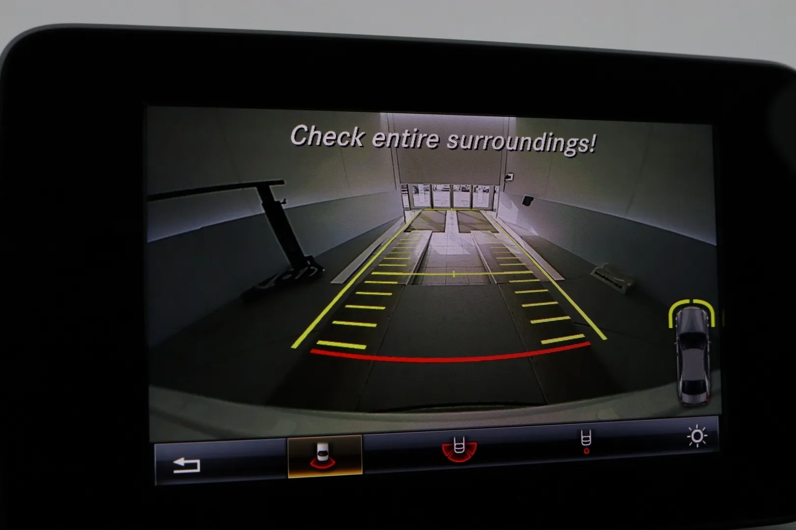 Mercedes-Benz GLC VZF-375 carousel image