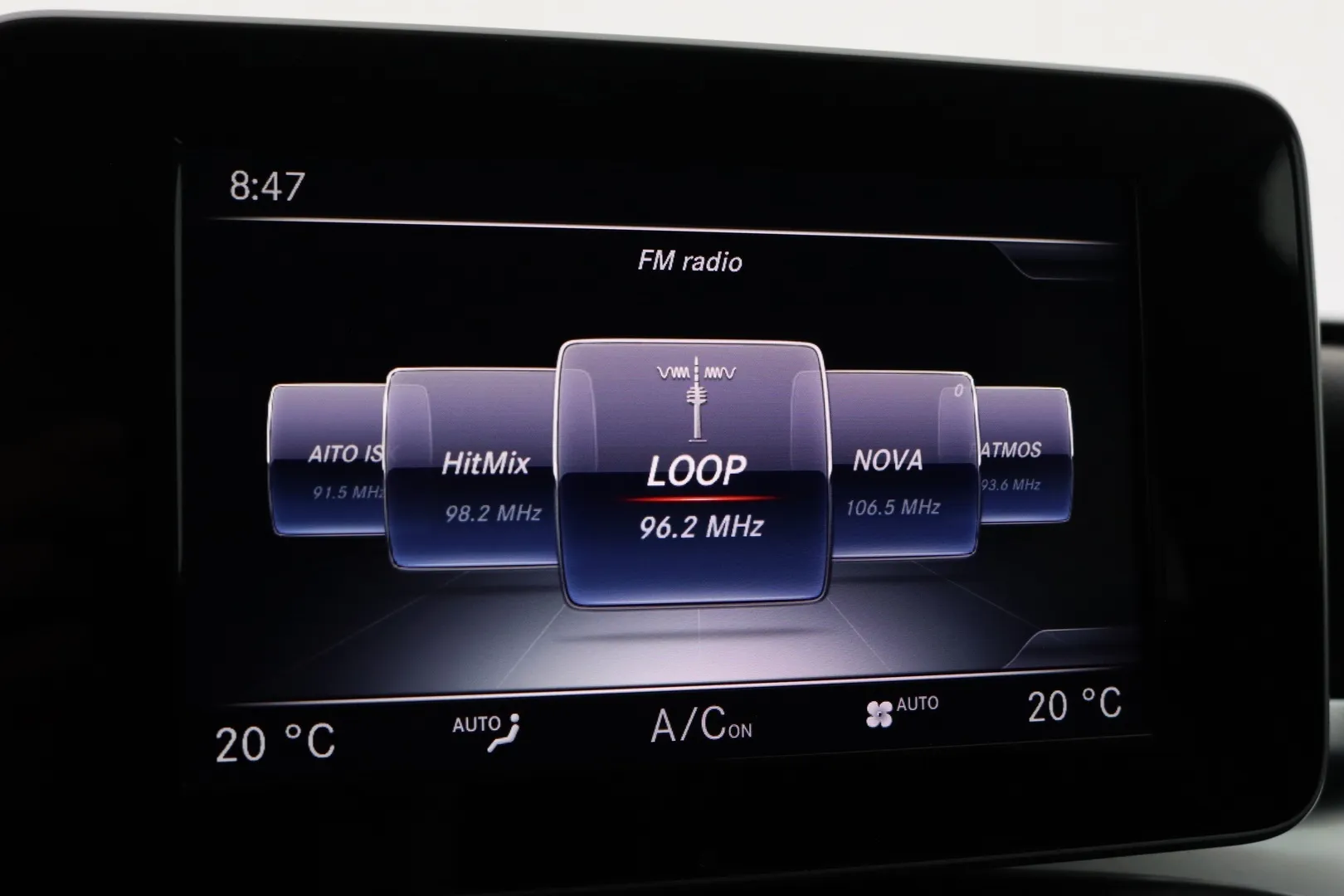 Mercedes-Benz GLC VZF-375 carousel image