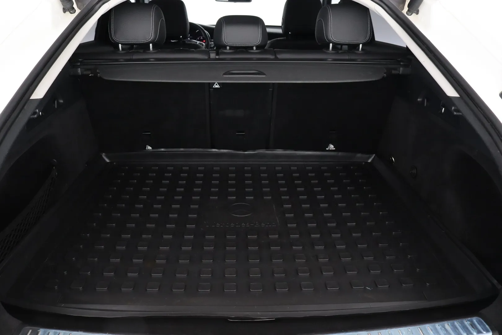 Mercedes-Benz GLC VZF-375 carousel image
