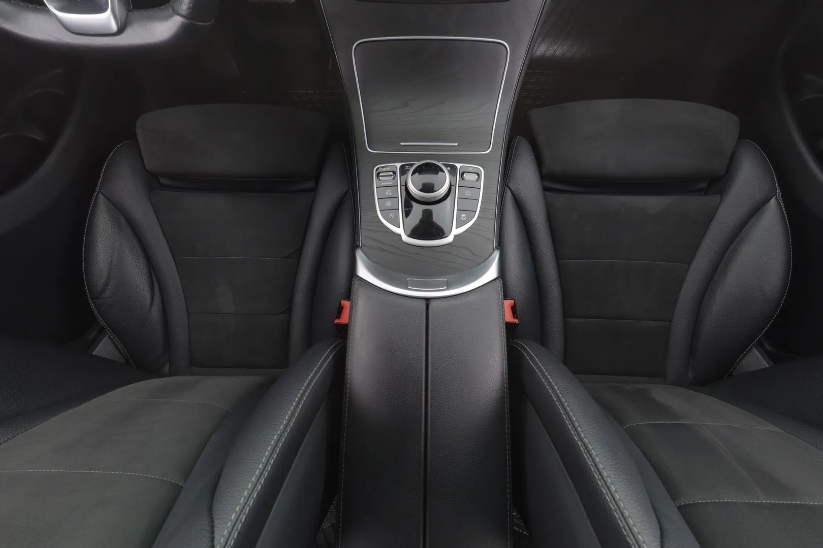 Mercedes-Benz GLC VZF-375 carousel image