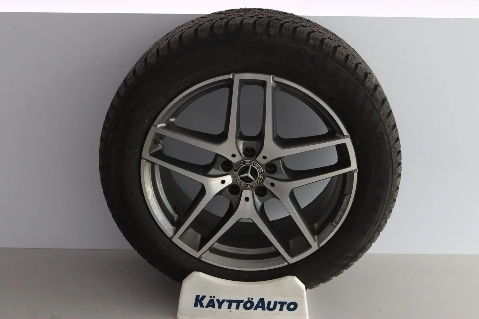 Mercedes-Benz GLC VZF-375 carousel image