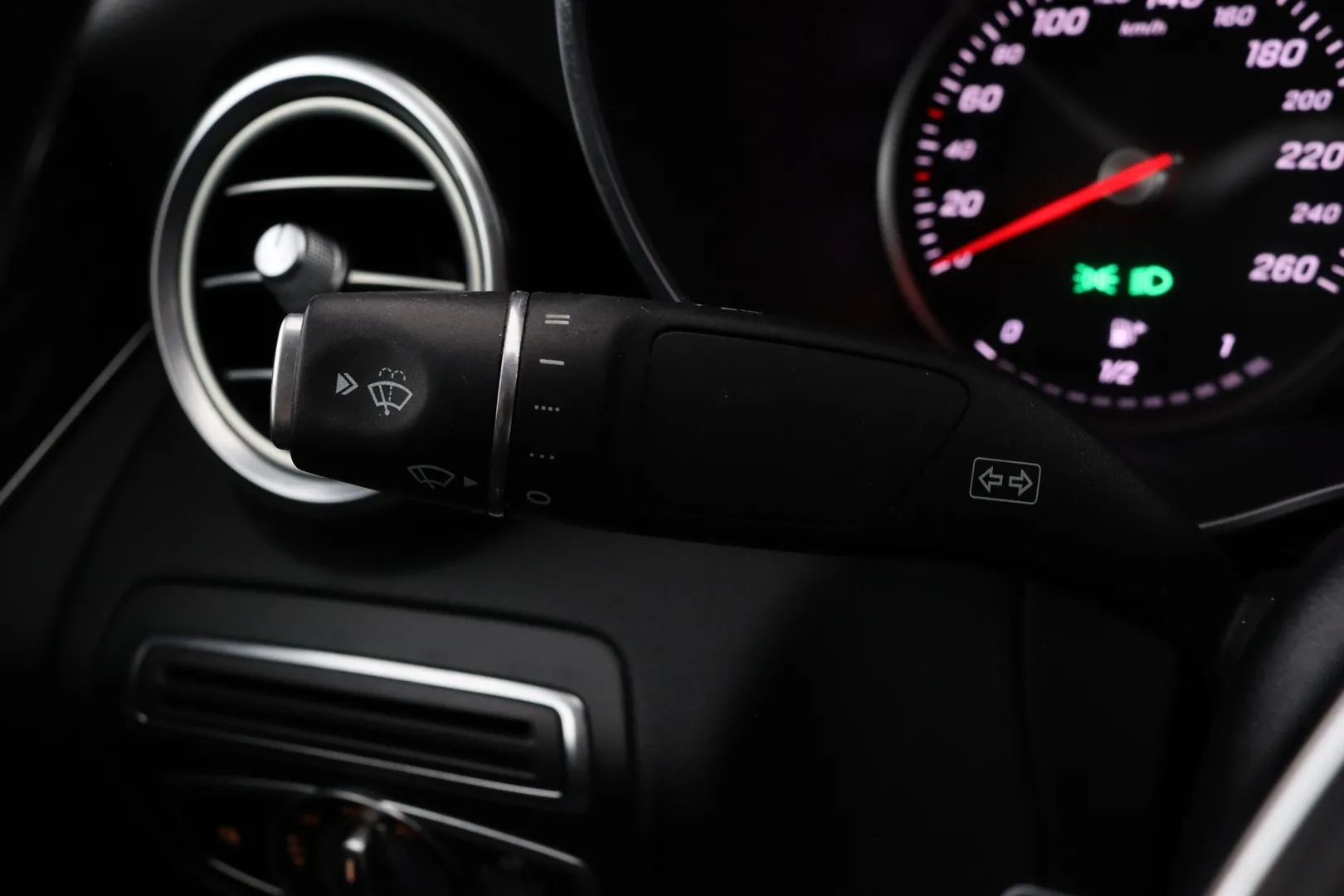 Mercedes-Benz GLC VZF-375 carousel image