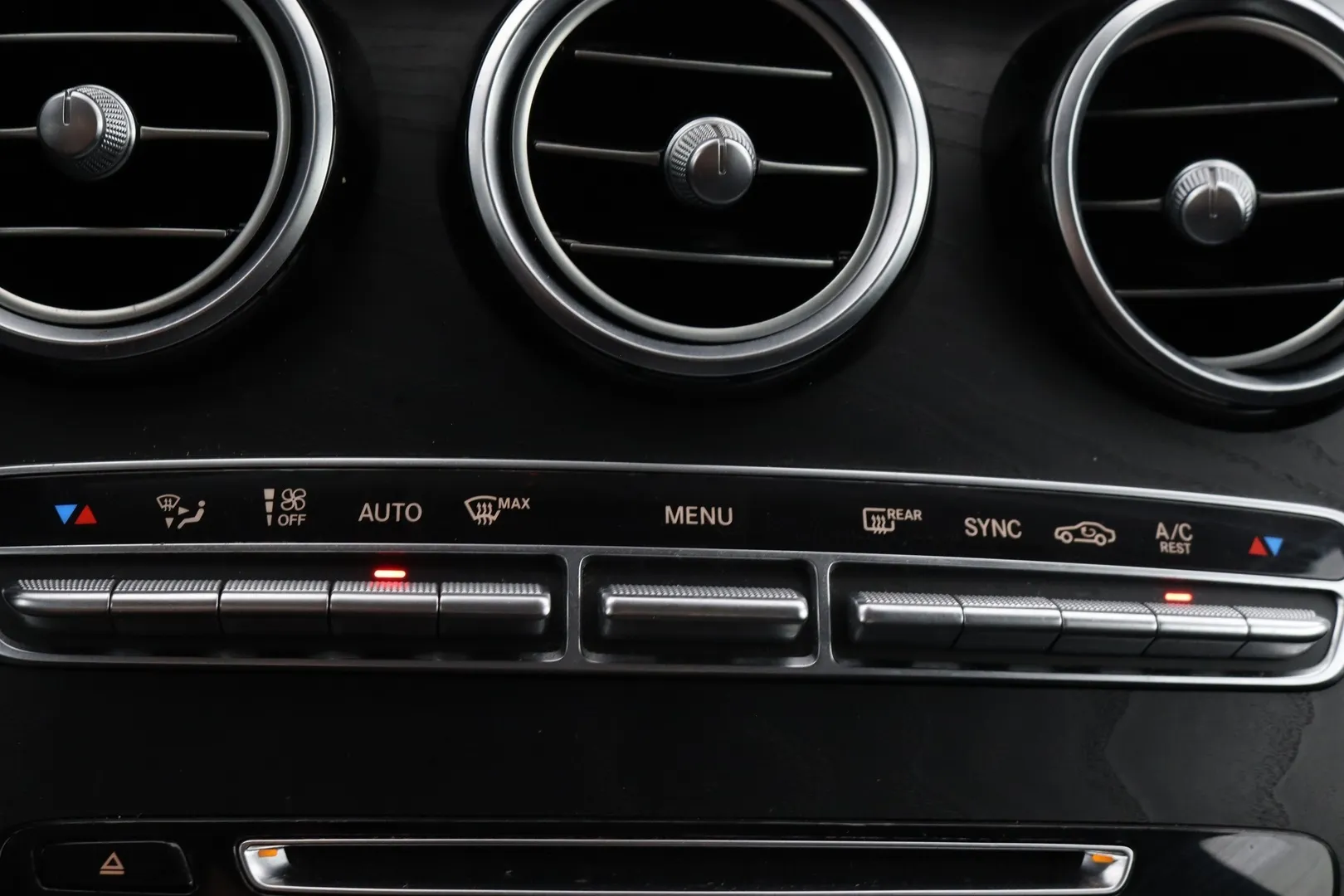 Mercedes-Benz GLC VZF-375 carousel image