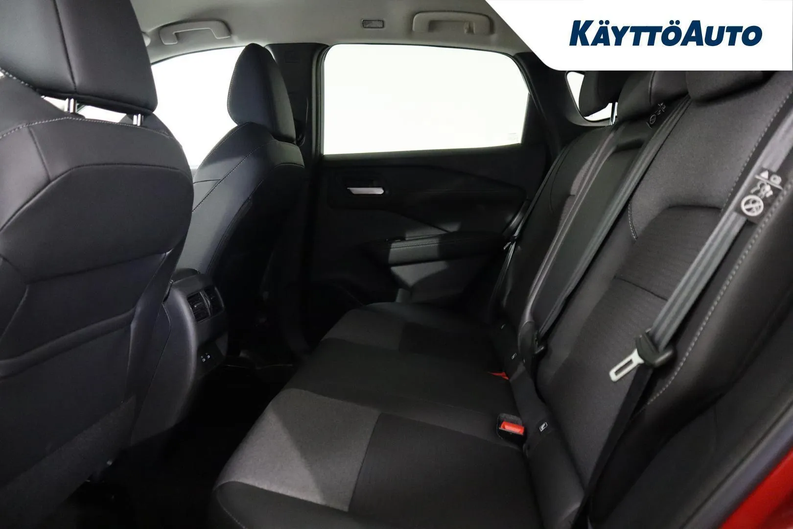 Nissan Qashqai SRN-658 carousel image