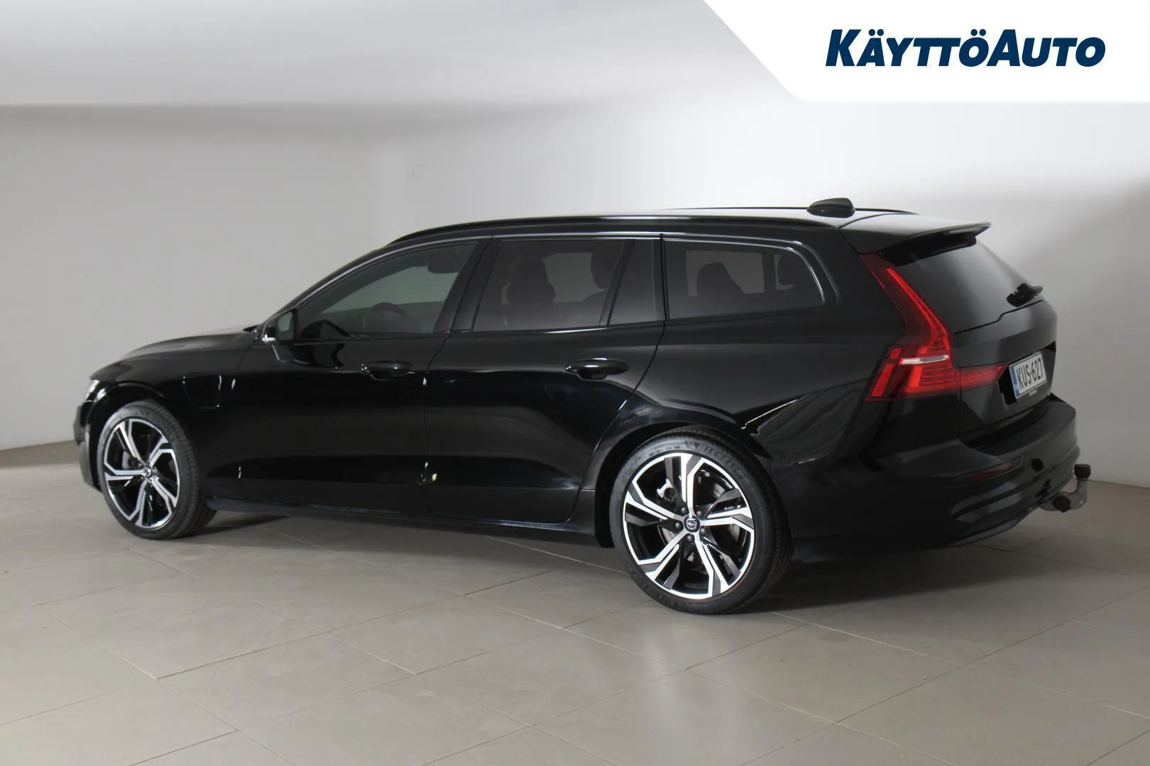 Volvo V60 KUS-627 carousel image