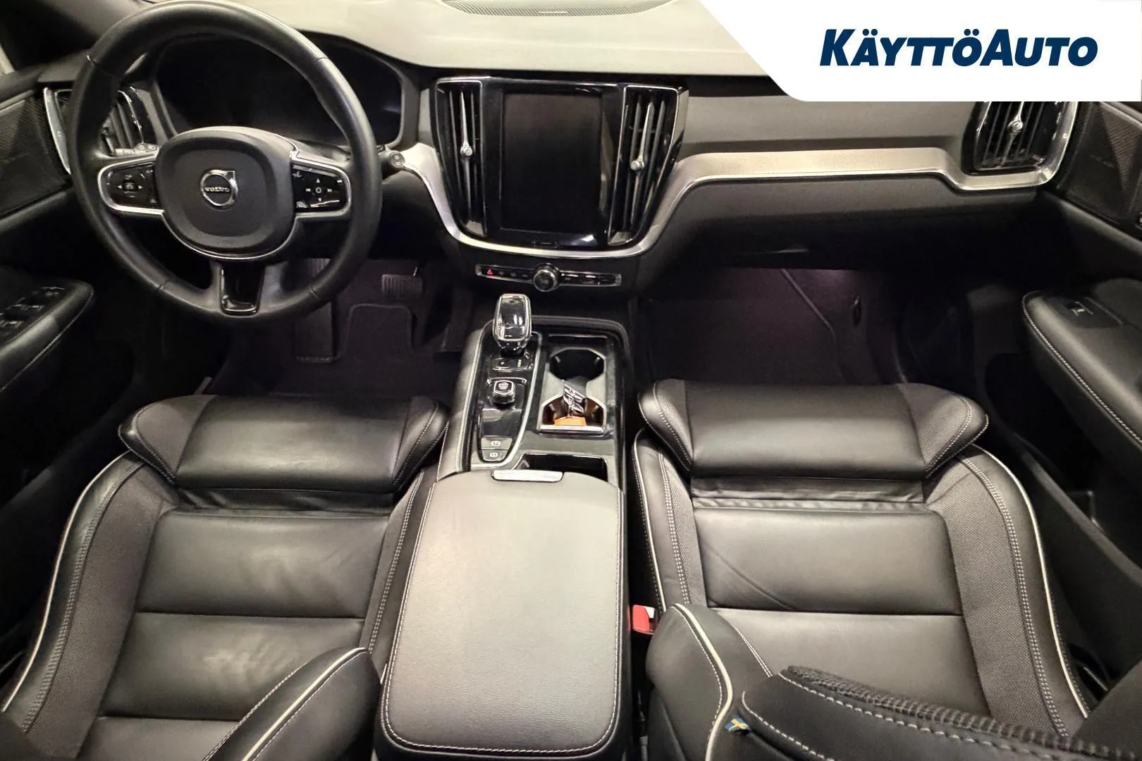 Volvo V60 KUS-627 carousel image