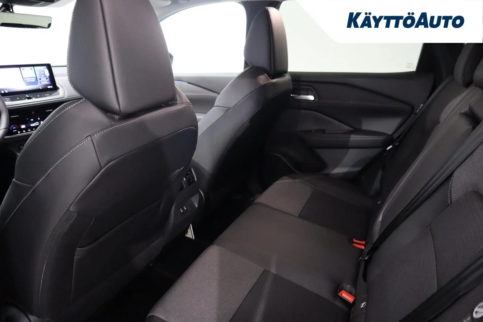 Nissan Qashqai SZJ-475 carousel image