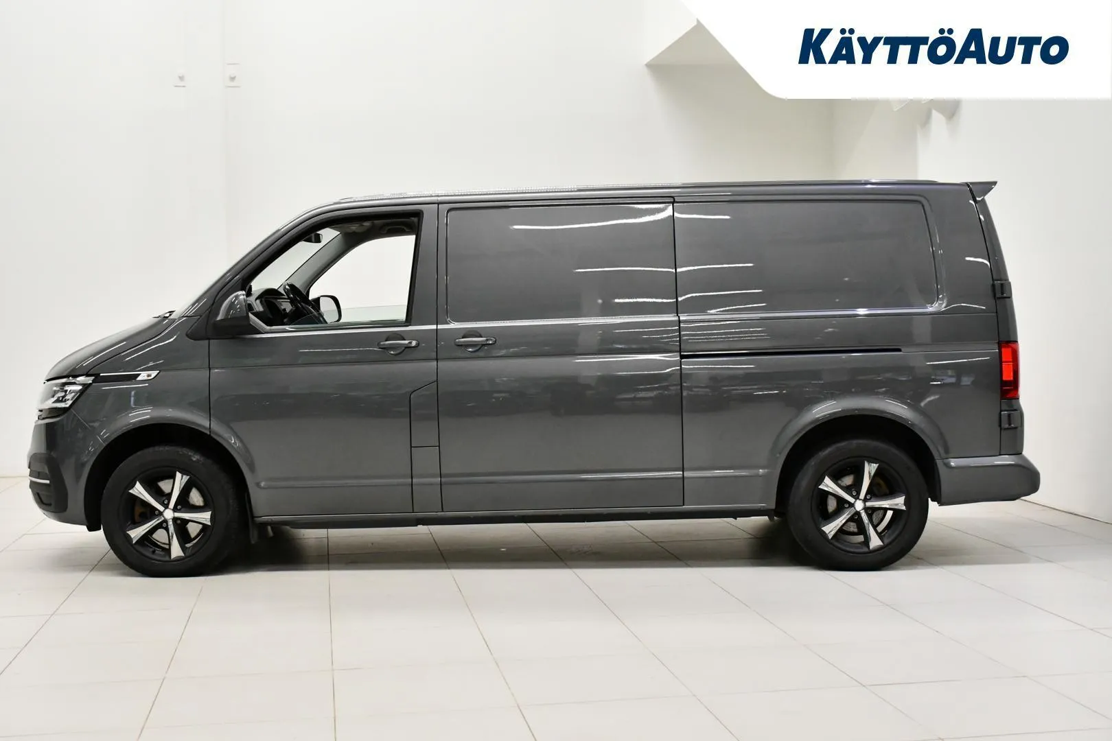 Volkswagen Transporter LPL-625 carousel image