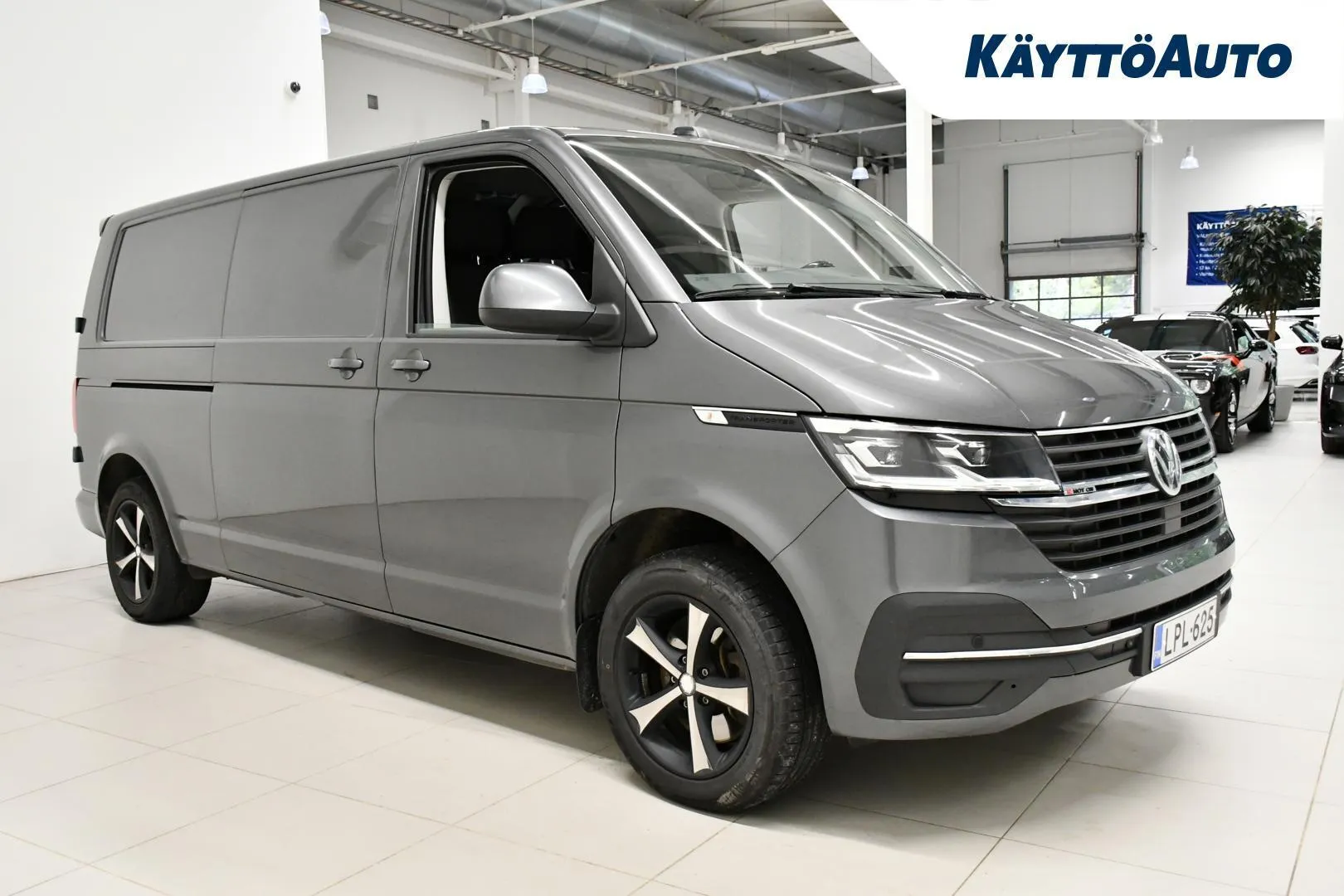 Volkswagen Transporter LPL-625 carousel image