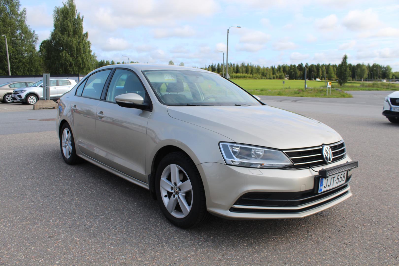 Volkswagen Jetta 2015, kuva 4/11