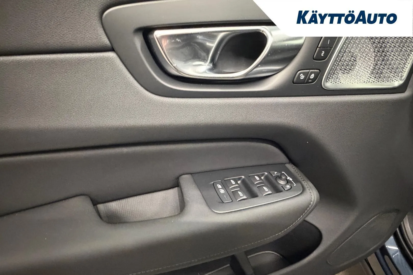 Volvo XC60 ZRM-110 carousel image