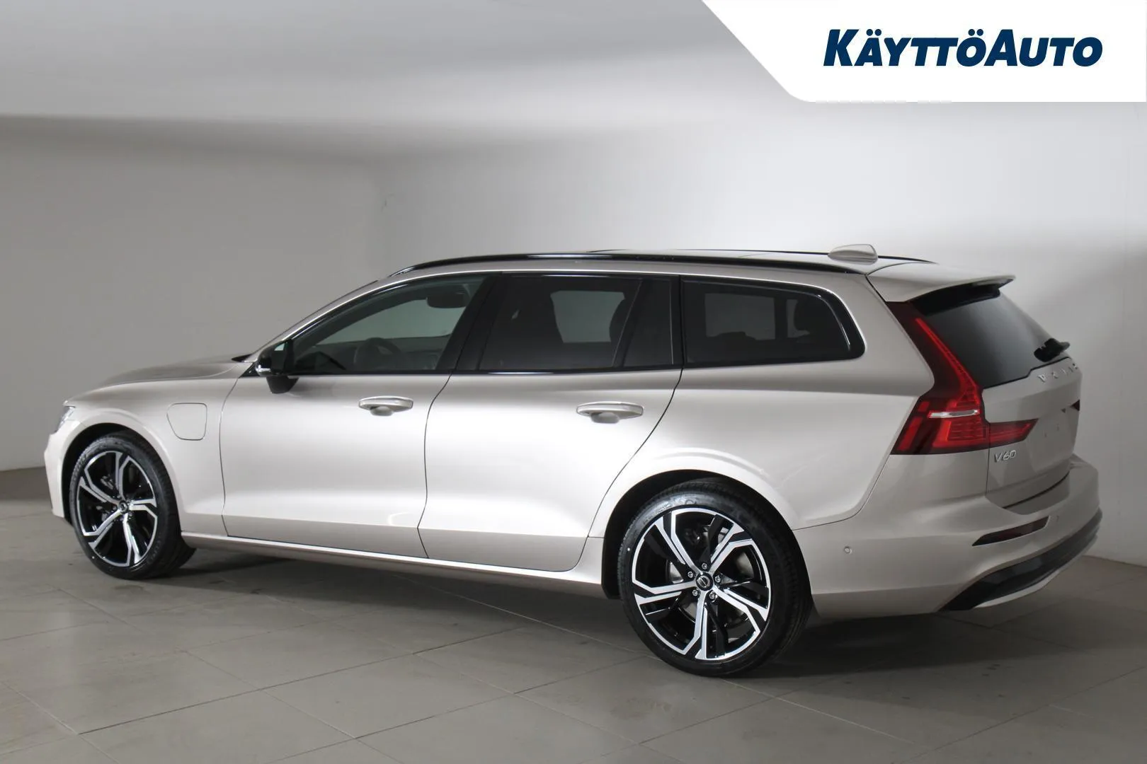 Volvo V60 ZRK-650 carousel image