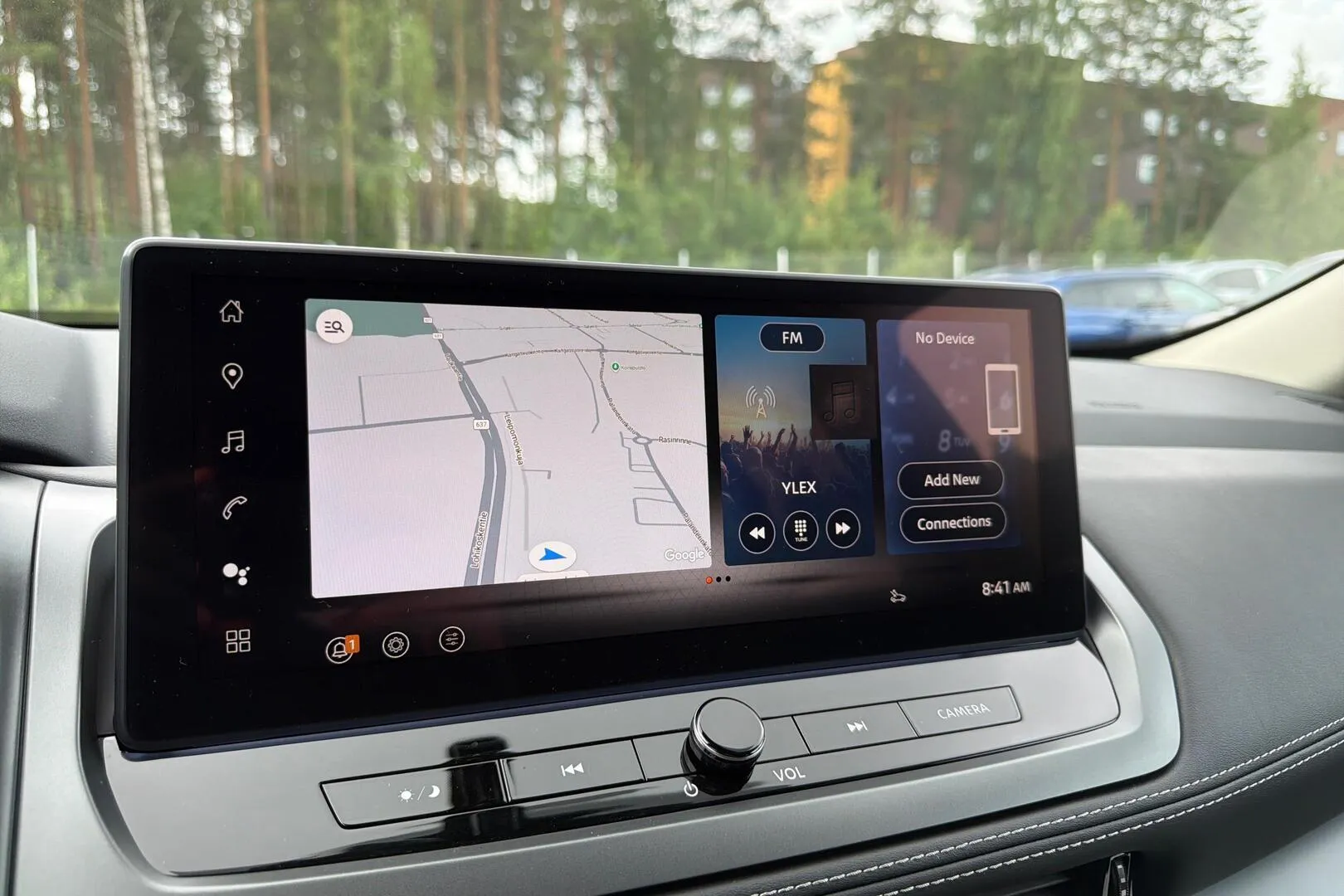 Nissan Qashqai SRN-621 carousel image