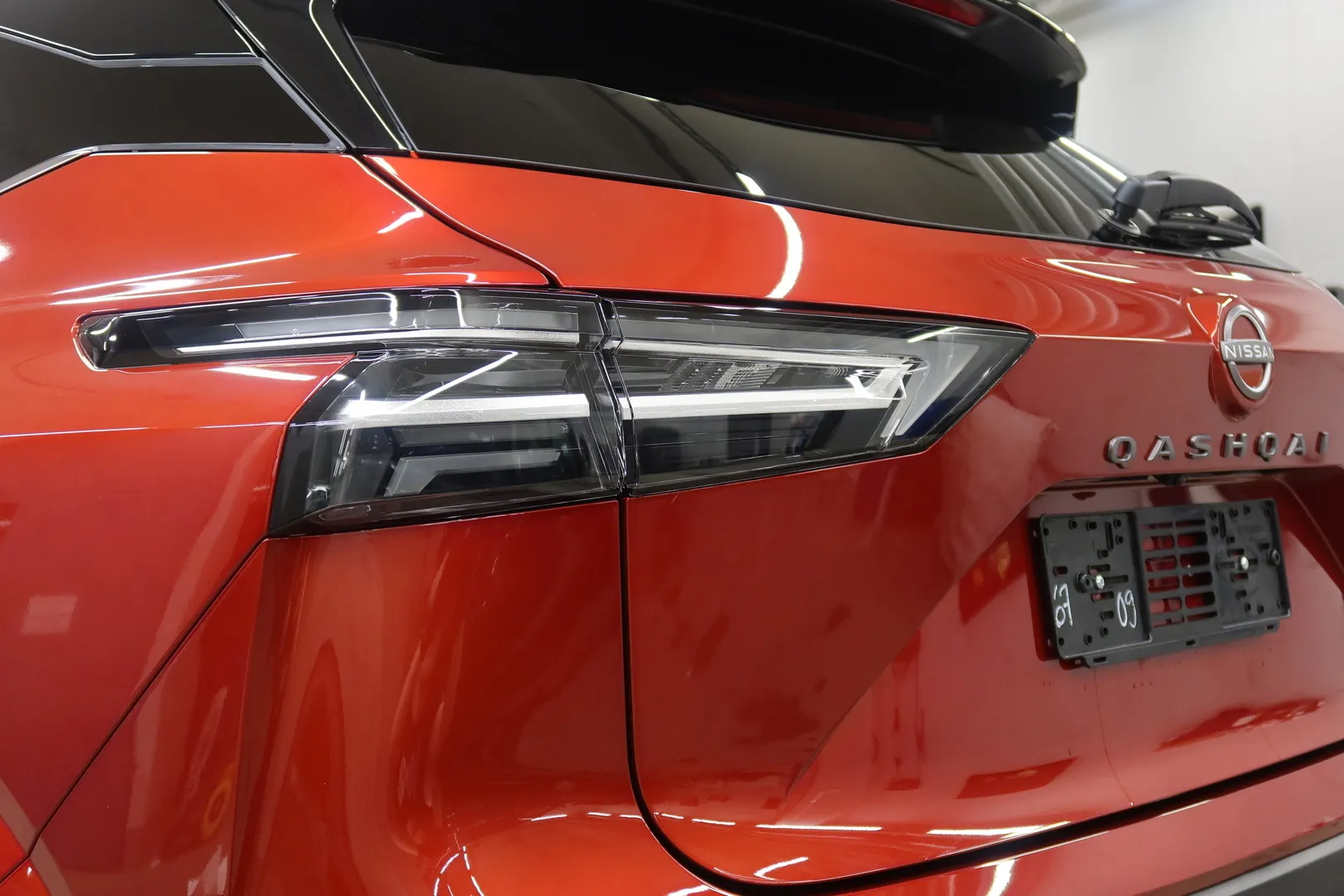 Nissan Qashqai SRN-621 carousel image