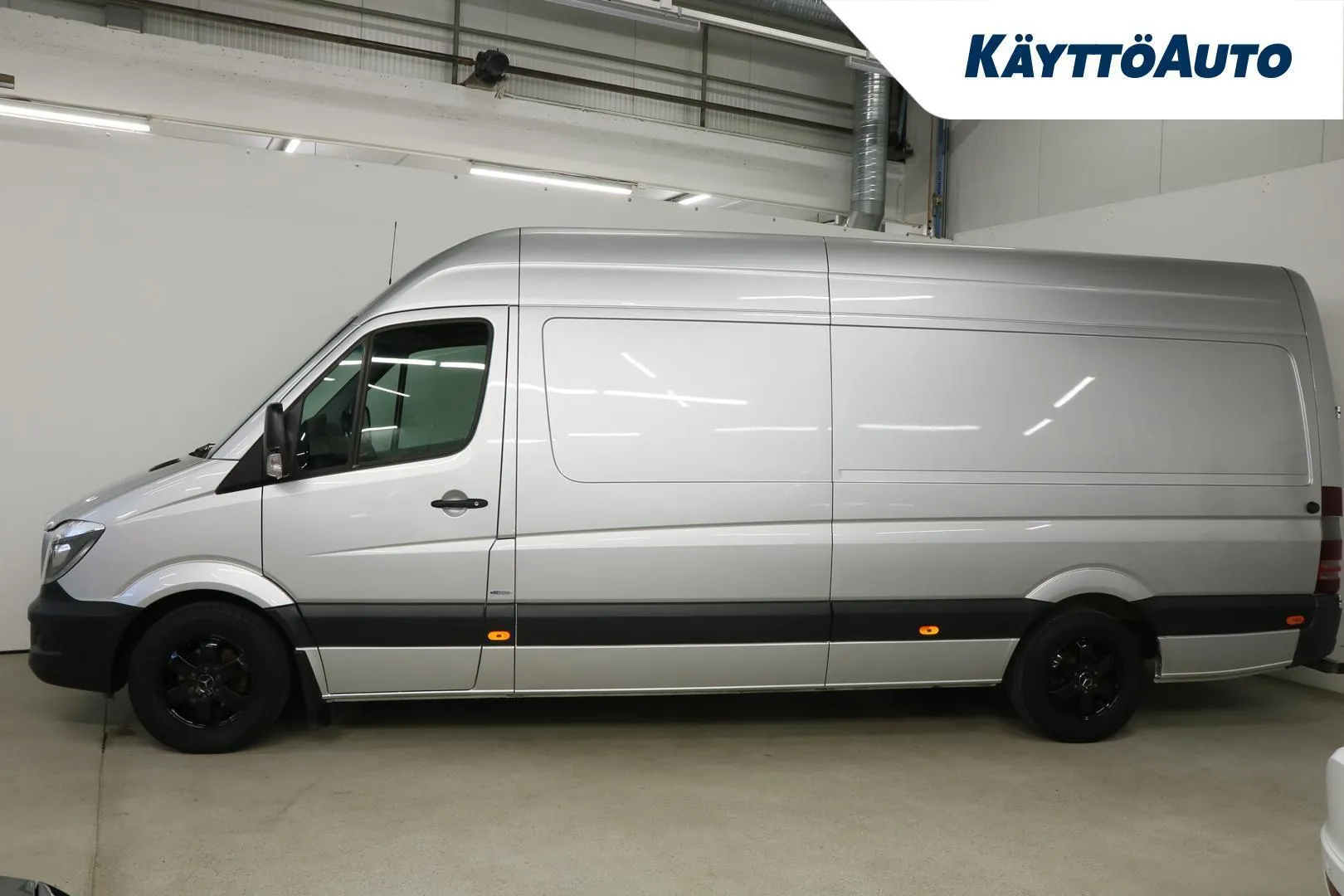 Mercedes-Benz Sprinter KSZ-587 carousel image