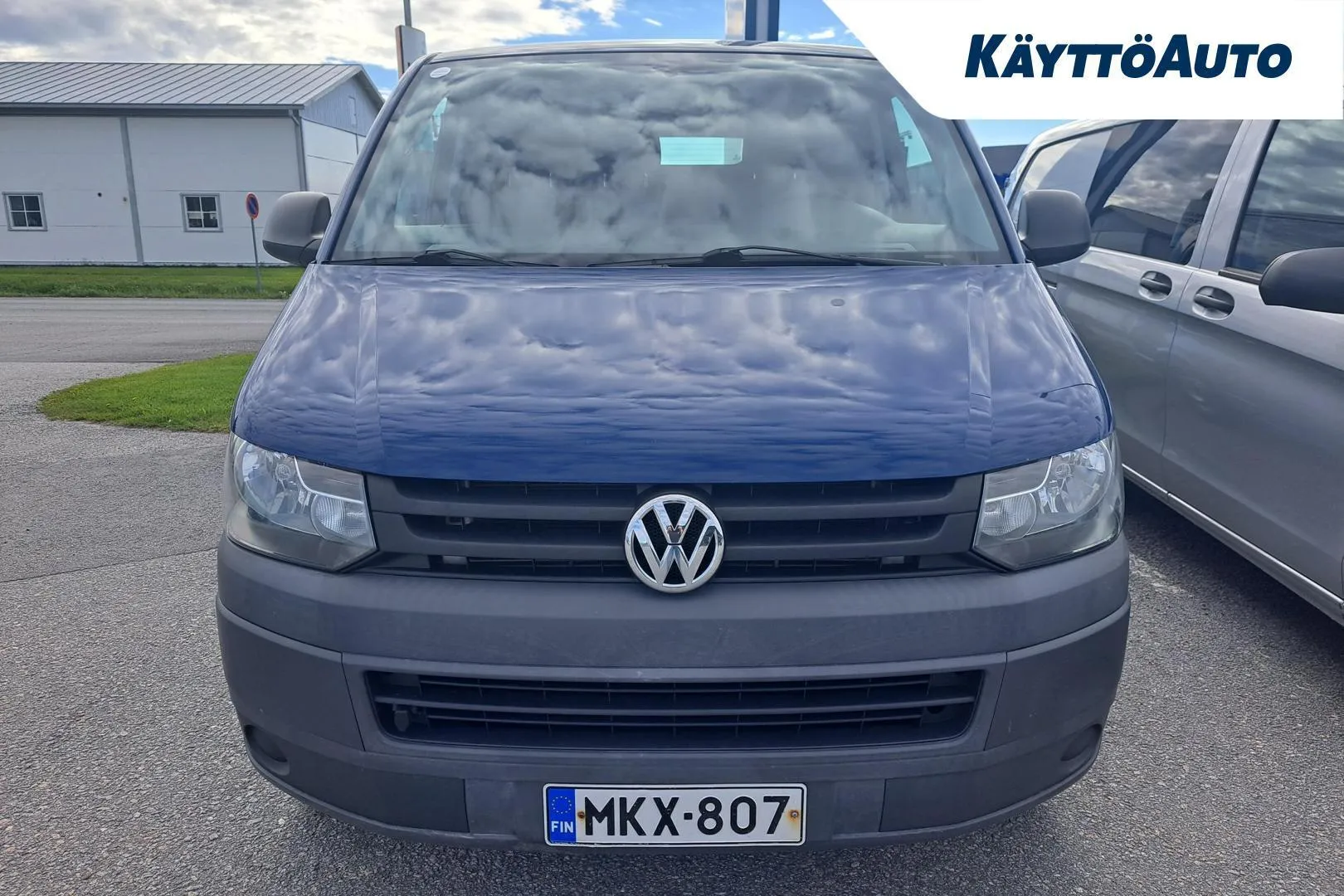 Volkswagen Transporter MKX-807 carousel image