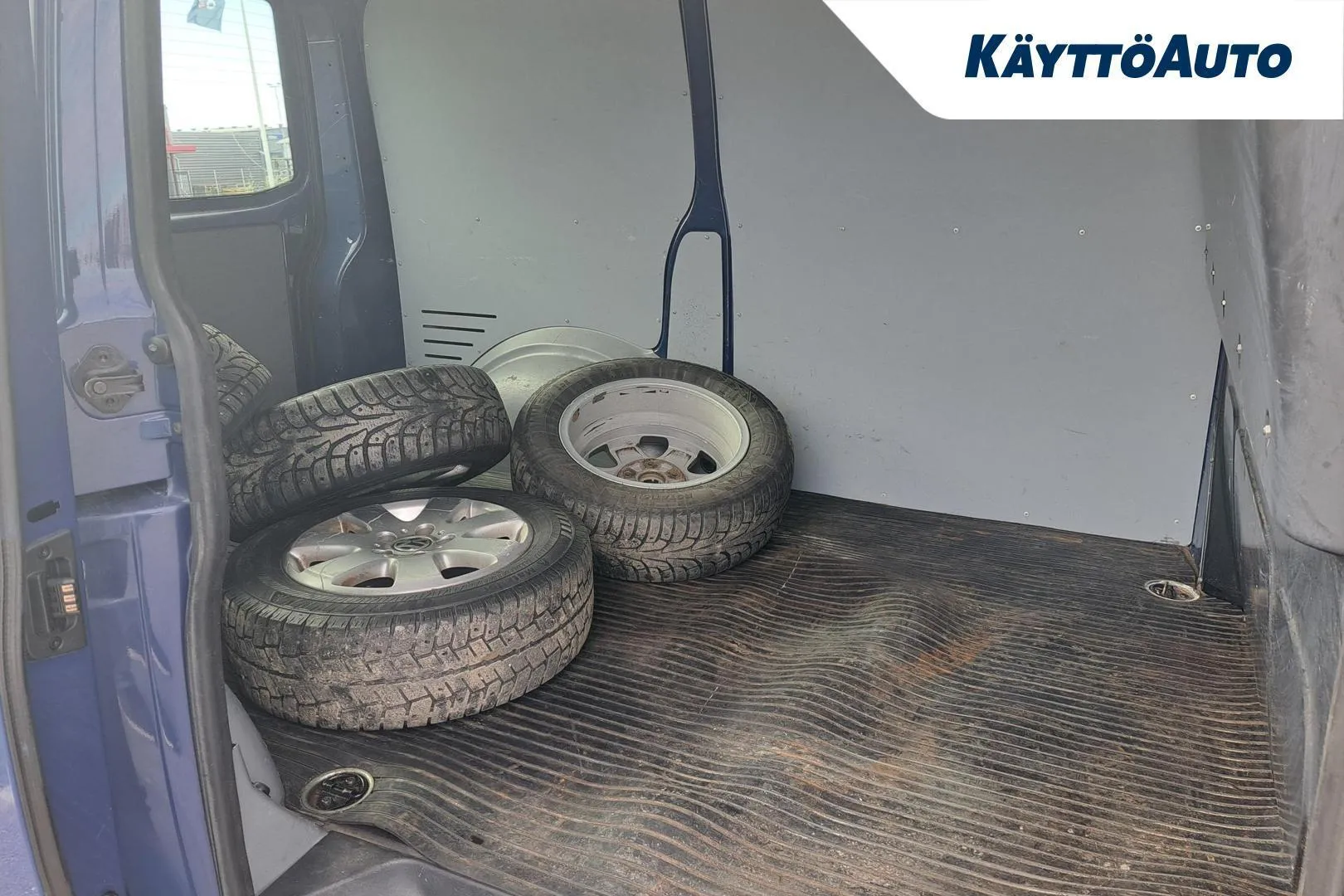 Volkswagen Transporter MKX-807 carousel image
