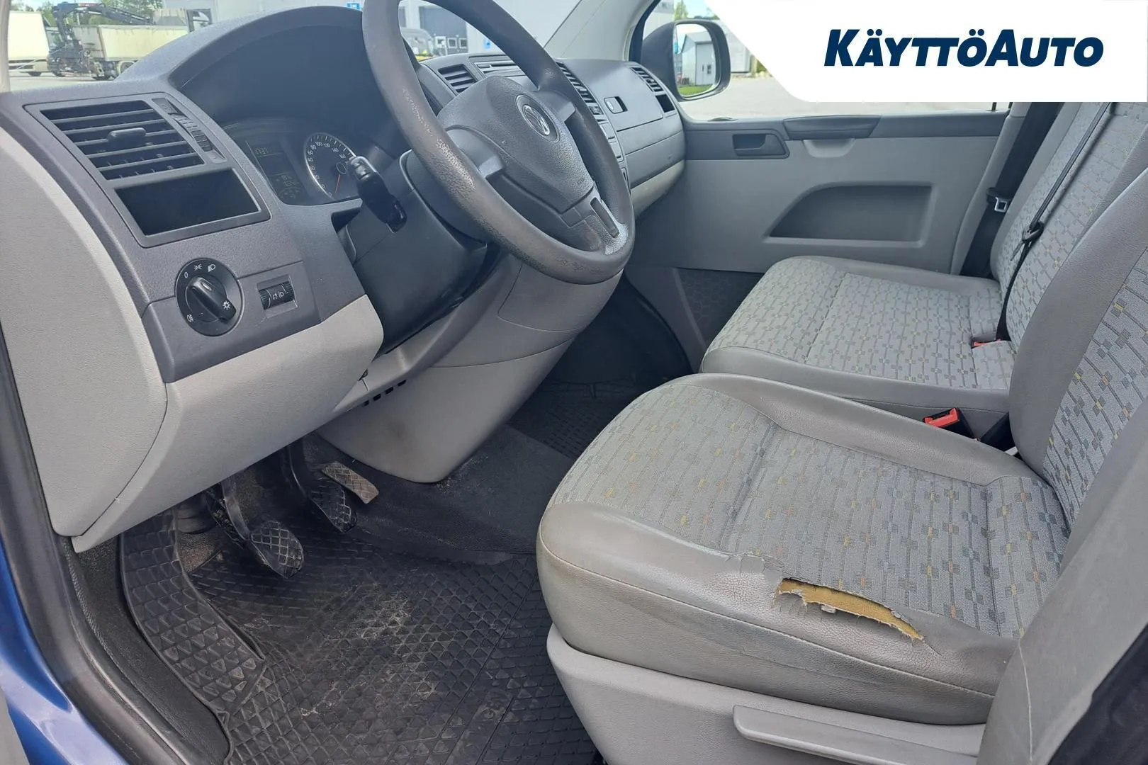 Volkswagen Transporter MKX-807 carousel image