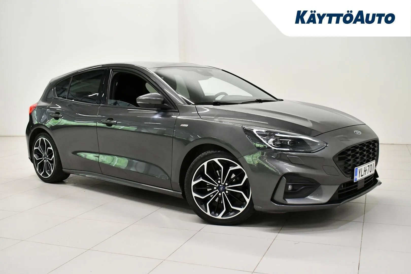 Ford Focus YLH-701 carousel image