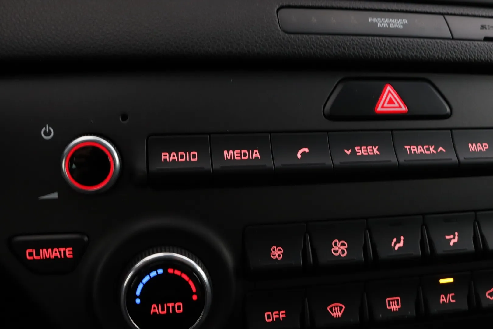 Kia Sportage KSS-848 carousel image
