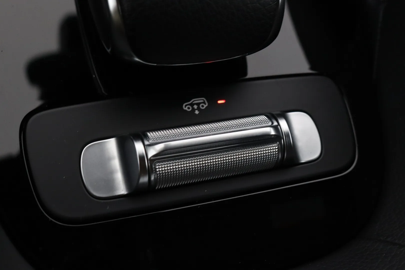 Mercedes-Benz GLE XPS-163 carousel image
