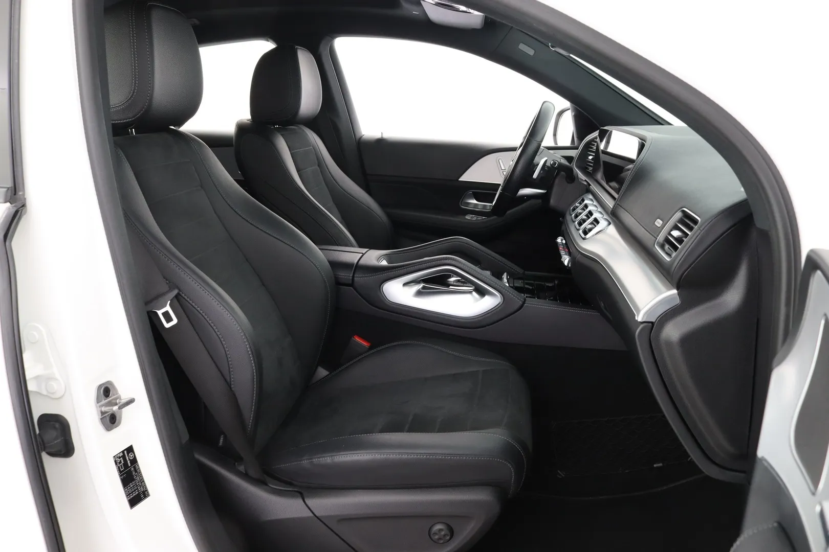 Mercedes-Benz GLE XPS-163 carousel image