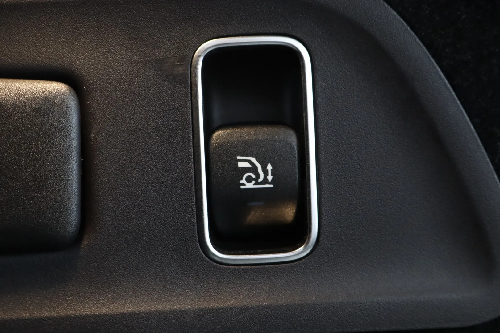 Mercedes-Benz GLE XPS-163 carousel image