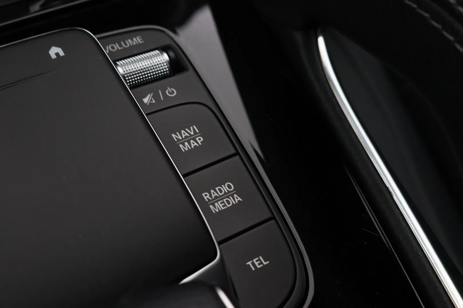 Mercedes-Benz GLE XPS-163 carousel image