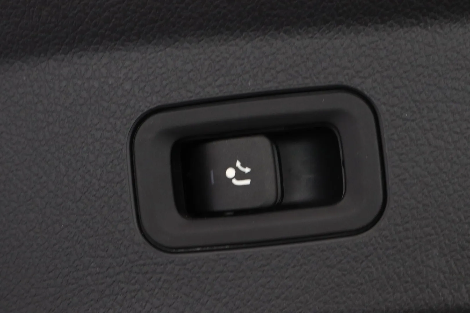 Mercedes-Benz GLE XPS-163 carousel image
