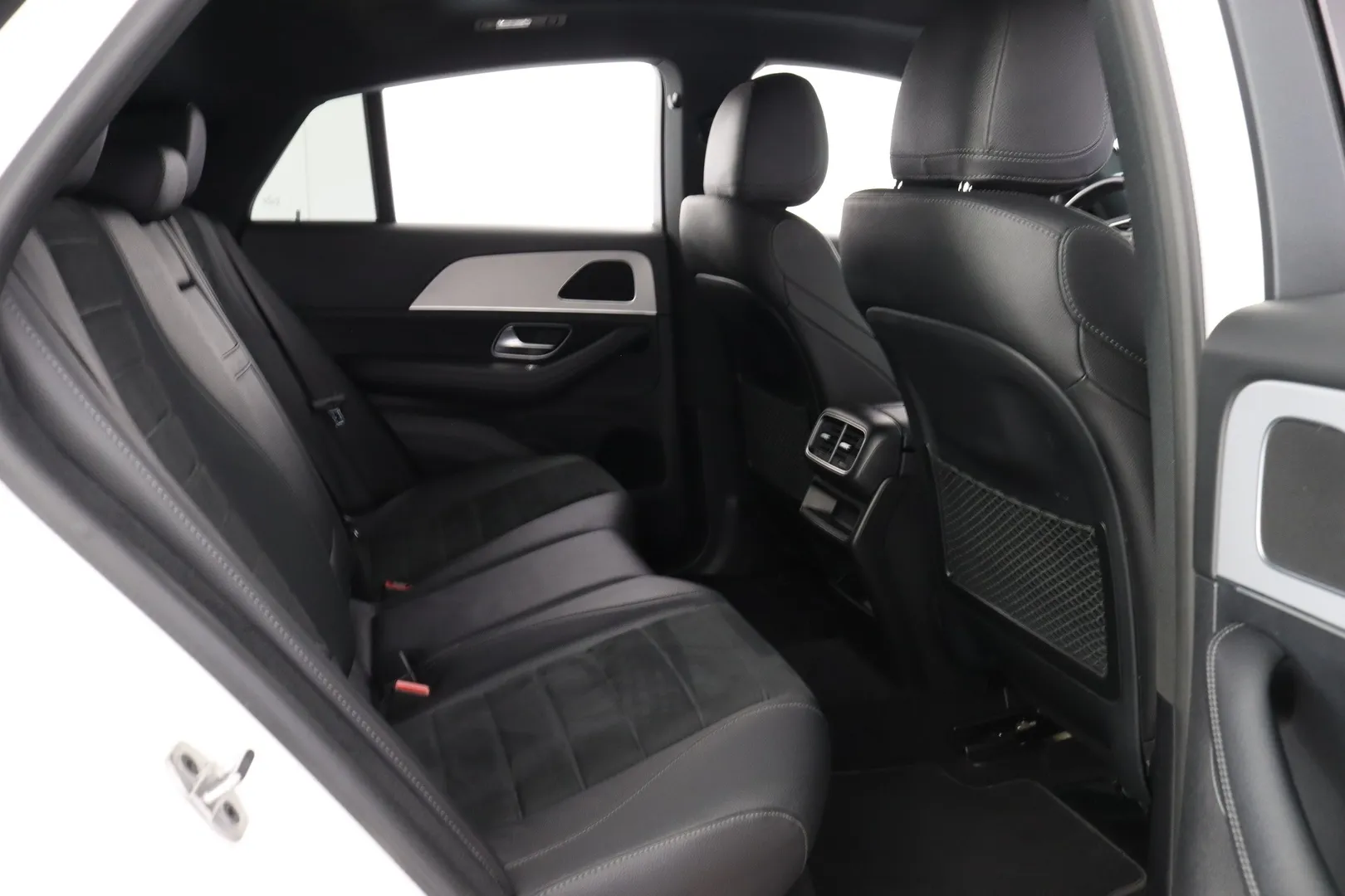 Mercedes-Benz GLE XPS-163 carousel image