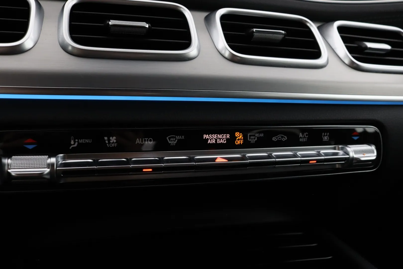 Mercedes-Benz GLE XPS-163 carousel image