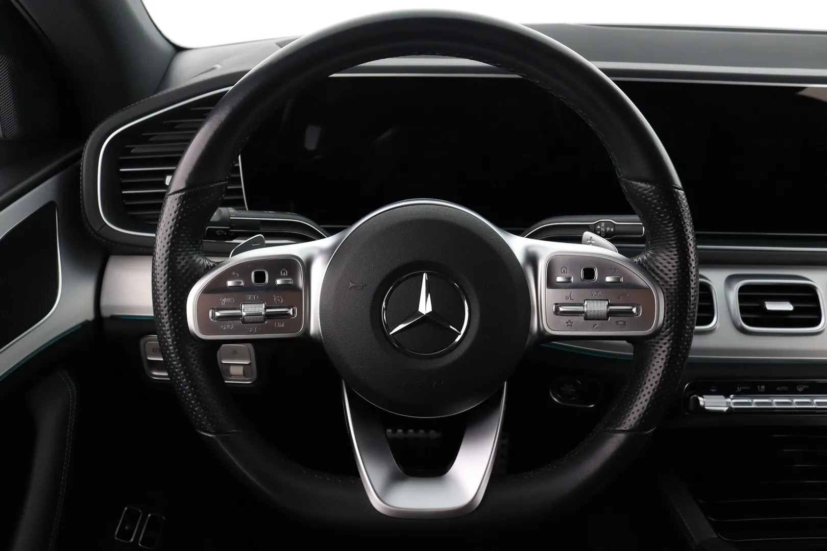 Mercedes-Benz GLE XPS-163 carousel image